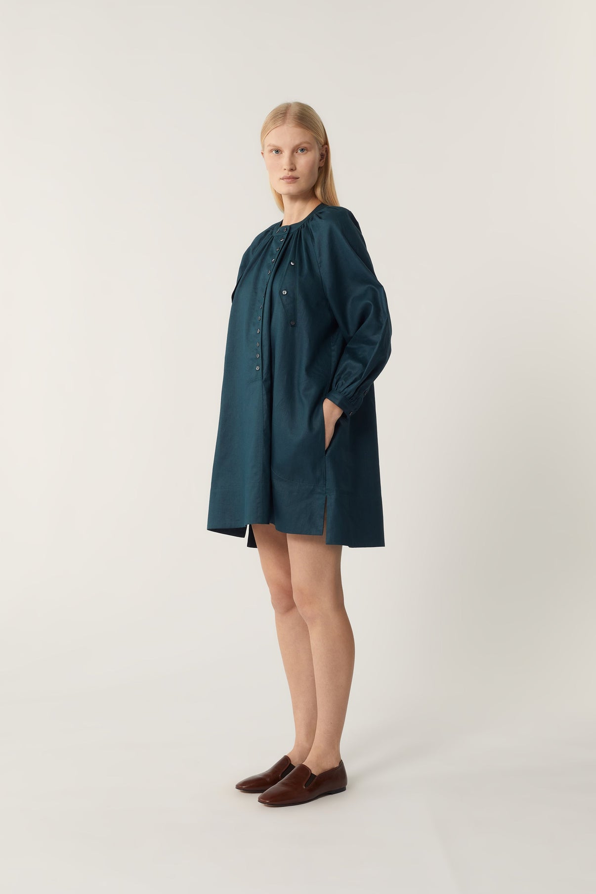 VESTIDO PHILIPPINE vue 4