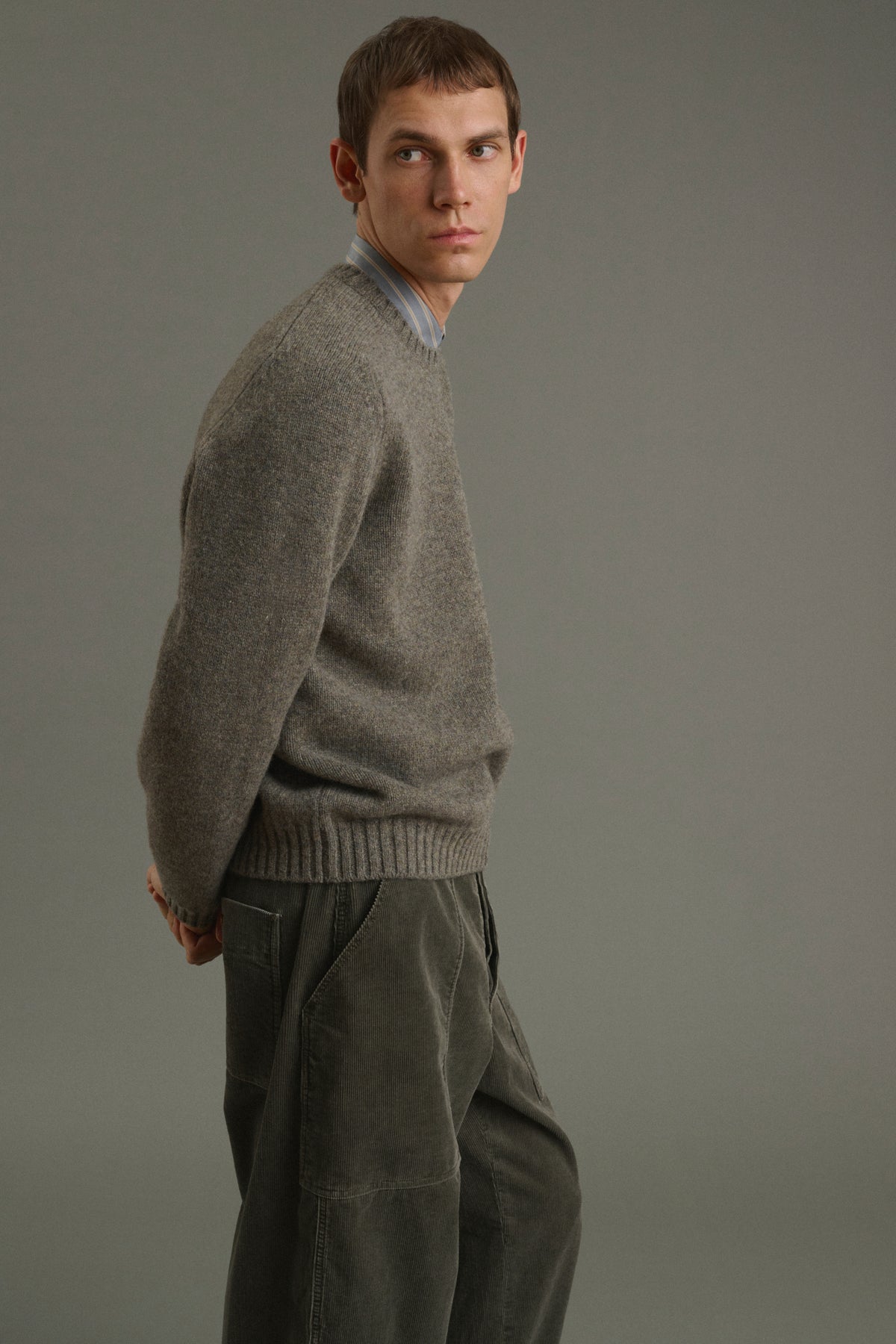 Jersey Isamu - Verde grisáceo - Lana - Hombre vue 5