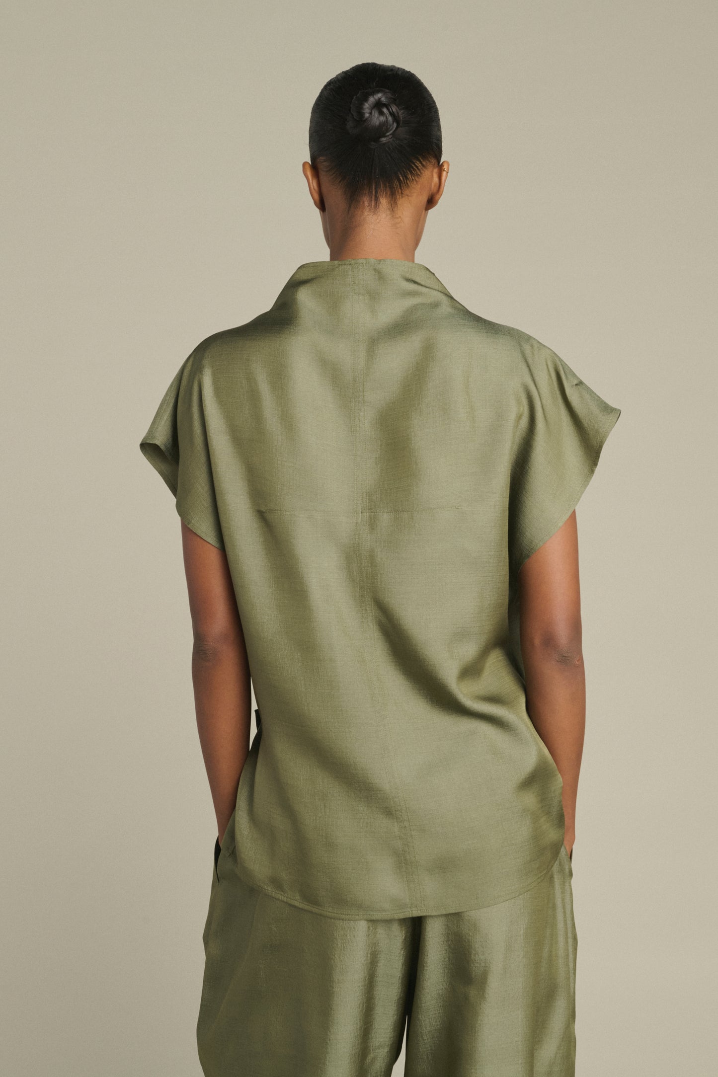 Blusa Kora - Verde grisáceo - Seda - Mujer
