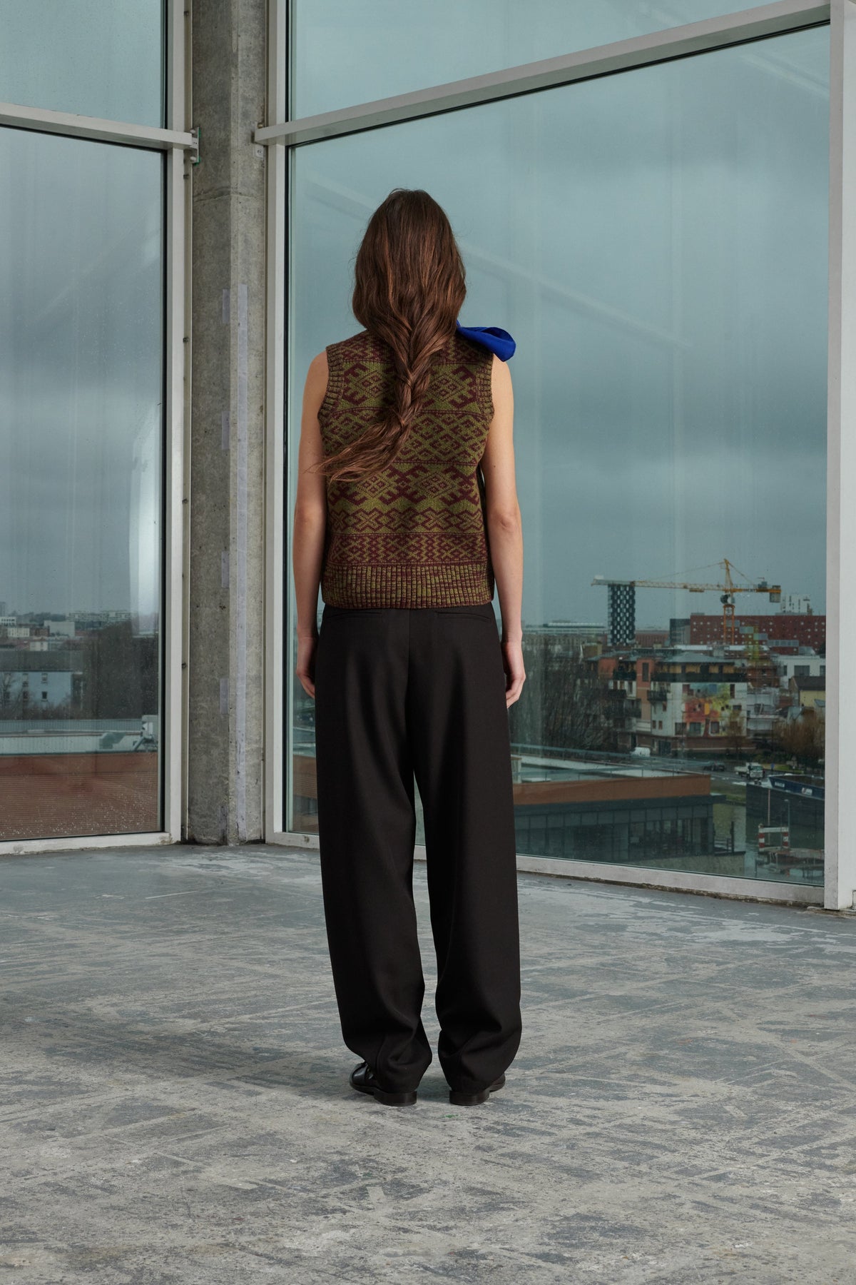 PANTALÓN TIMON CARBÓN vue 9
