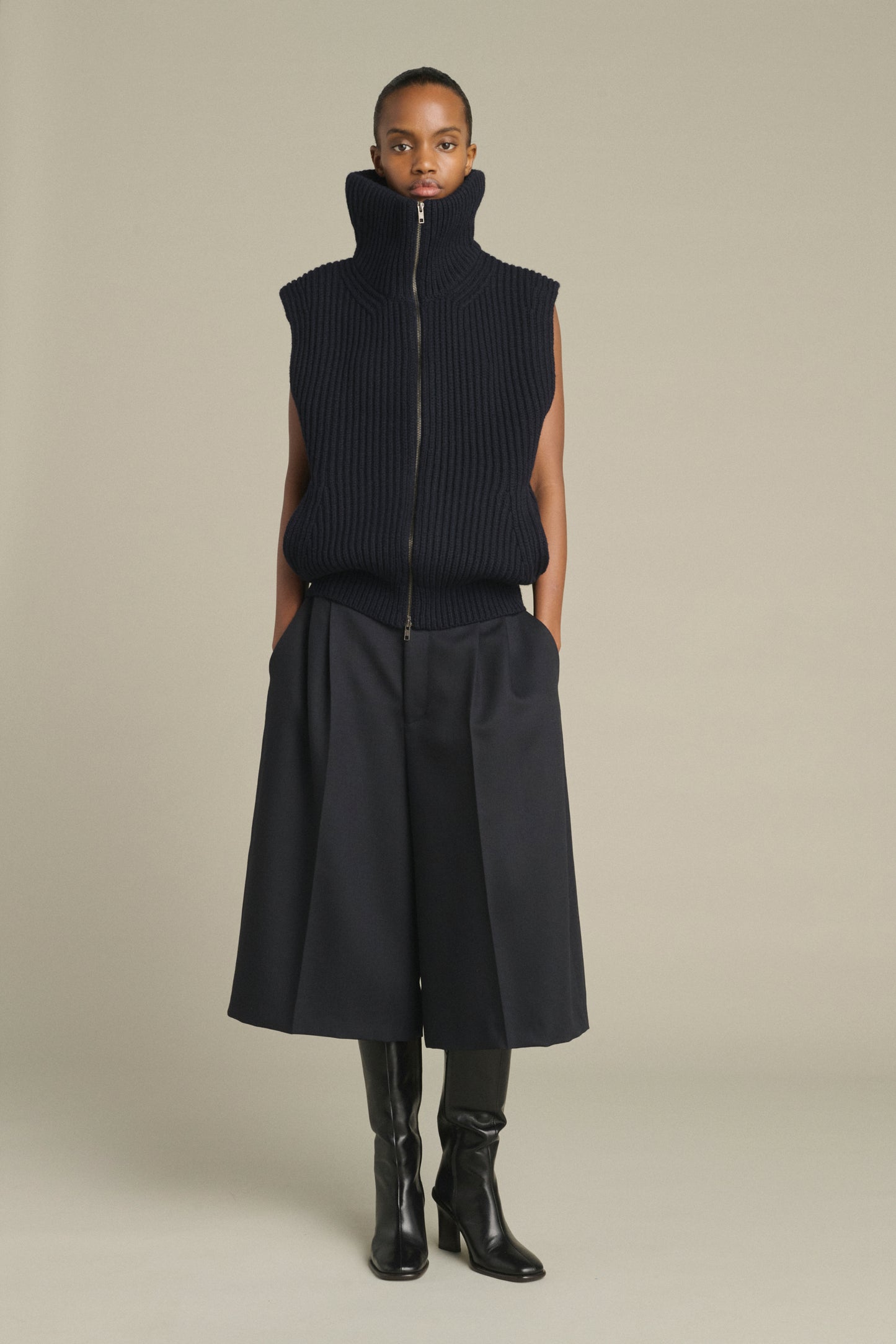 Bermuda Jude - Deep Navy - Lana - Mujer